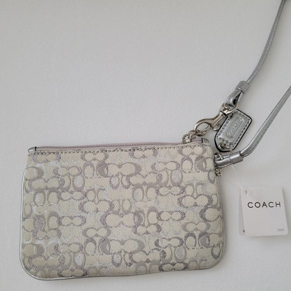 COACH Signature Logo Metallic Silver & Gray Wristlet Purse NWT - Picture 3 of 7